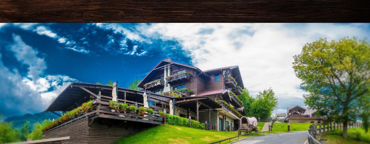 Maggie'S Ranch Hotel Risnov Exterior photo